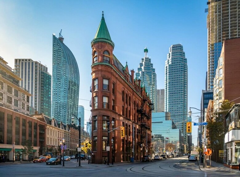 Apartamentos Downtown, Posh Penthouse, Walk Score 95