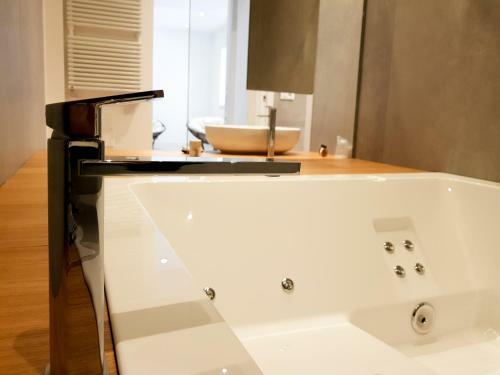 Posada Mosella Suite Hotel