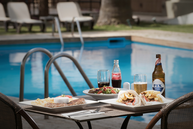 Aparthotel Petousis Hotel & Suites