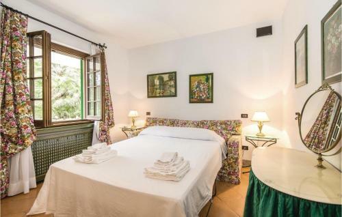 Five-bedroom Holiday Home In Montevirginio Rm