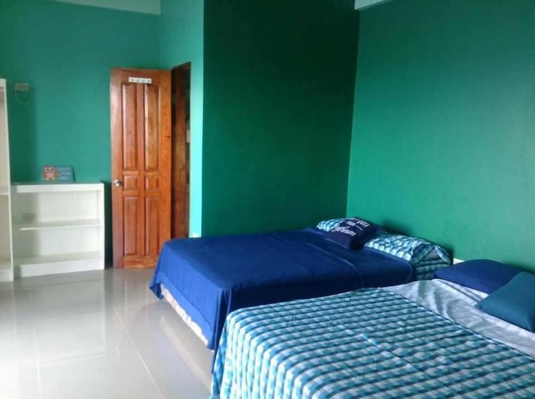 Hotel C - Side