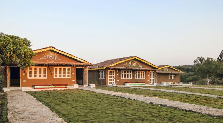 Hotel Pachmarhi Foothill Cottages