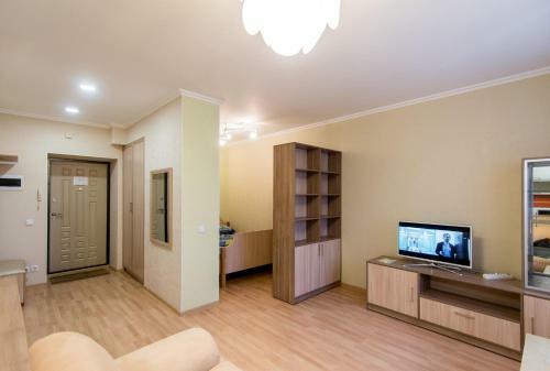 Apartamento April On Kuratov 76