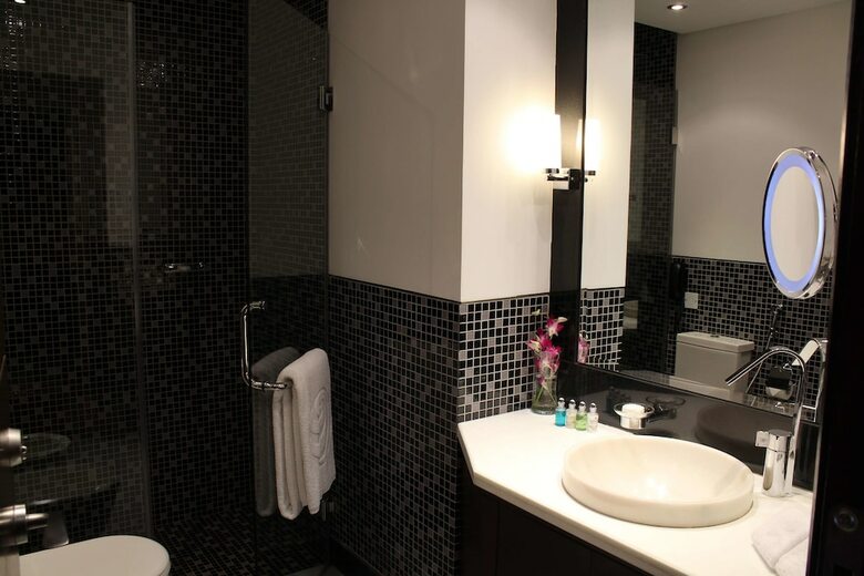 Safir Fintas Kuwait Hotel