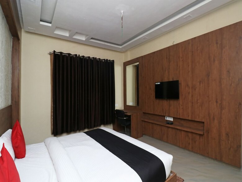 Hotel Capital O 30857 The Kd Resort