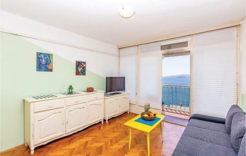 Two-bedroom Apartment In Senj