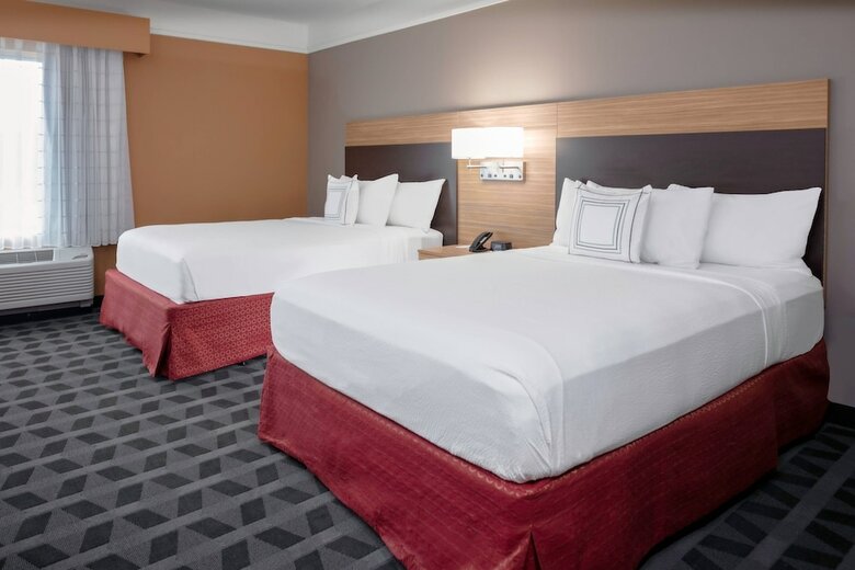 Hotel Towneplace Suites By Marriott Gainesville