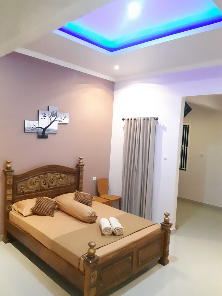 Bed & Breakfast Bis Homestay
