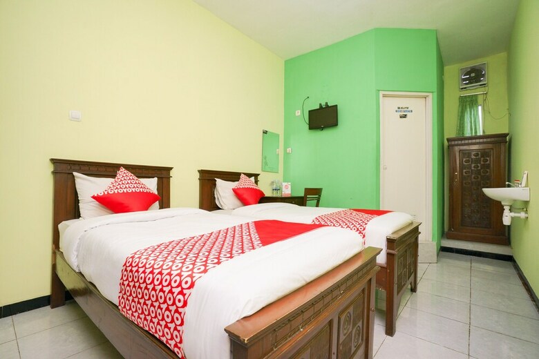 Hotel Oyo 1639 Penginapan Anggrek Syariah 1