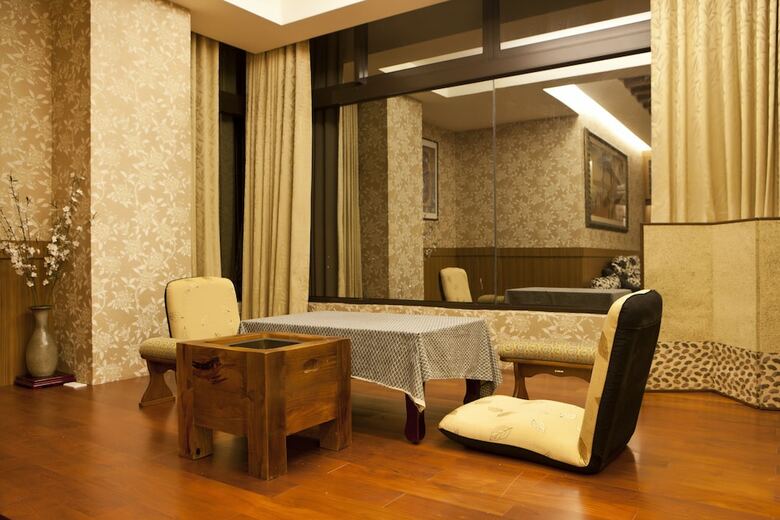 Jia Xin Hot Spring Resort Yangming Shan