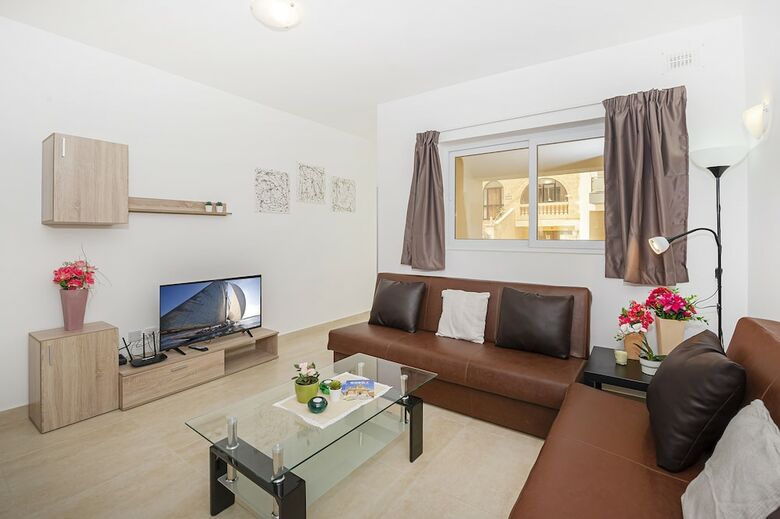 Apartamentos Summer Breeze Maisonette With Terrace
