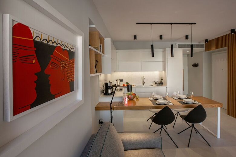 Apartamentos Acropolis Golden Suites By Ghh
