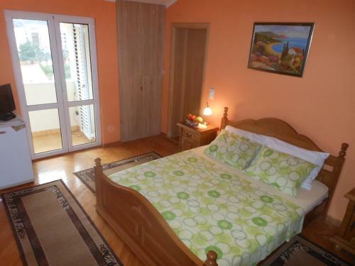 Hostal Lorena Rooms