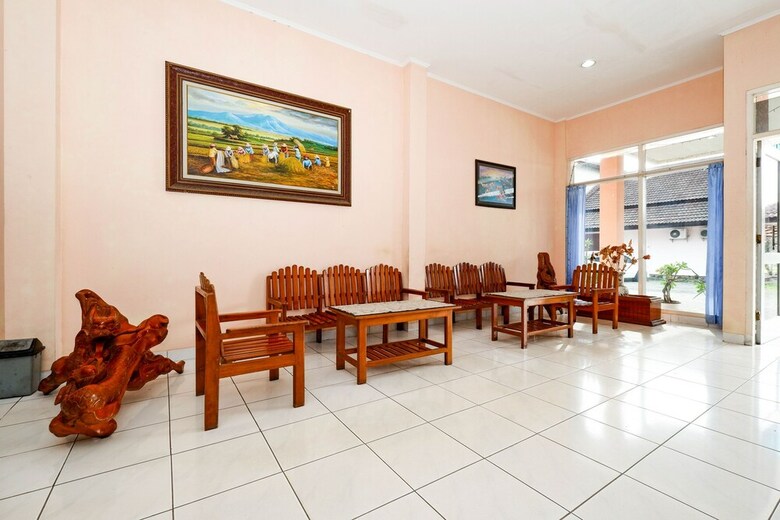 Oyo 2495 Hotel Wijaya