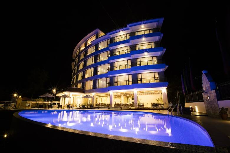 Himalayan Front Hotel By Kgh Group