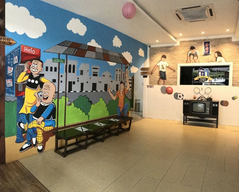 Hotel Winggarden Murals House