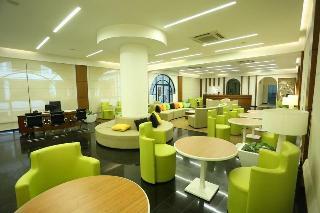 Hotel Kandyan Reach