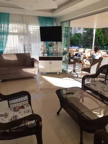 Altunakar 1 Hotel