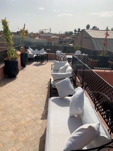 Hotel Riad Abaka By Ghali