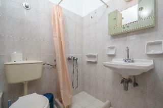 Bed & Breakfast Depis Economy Studios