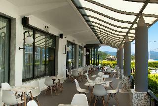 Calma Beach Hotel