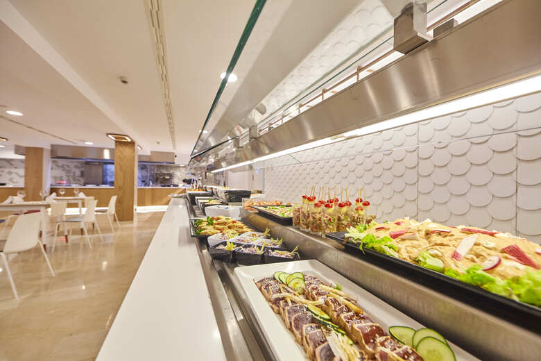 Hotel Mediterranean Bay S�lo Adultos