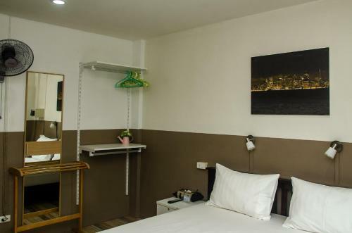 Hostal Allstar Guesthouse