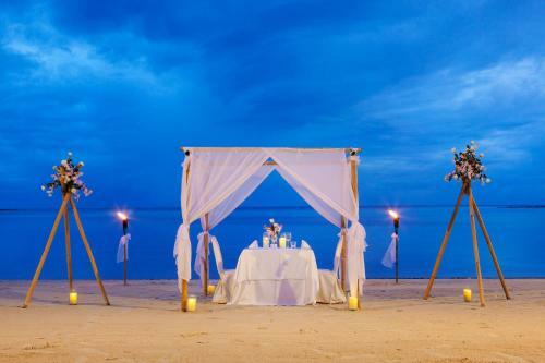 Hotel Sareeraya Villas & Suites