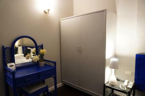 Hostal River View Guest House