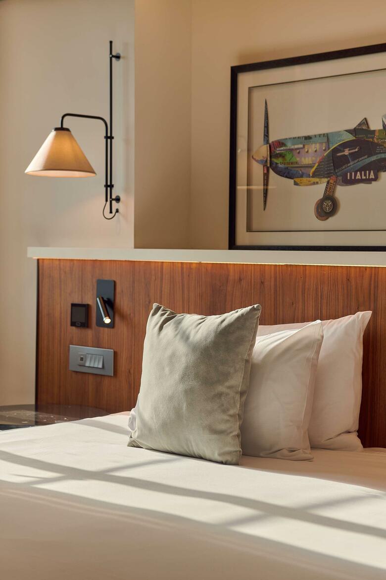 Melia White House Hotel