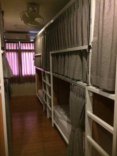 Albergue Vx The Fifty