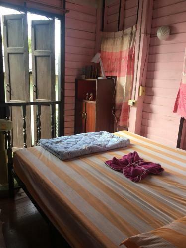 Hostal Phiman Riverview Guesthouse