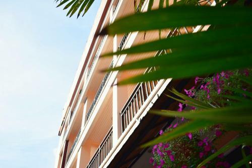 Hotel Outdoor Inn & Restaurant