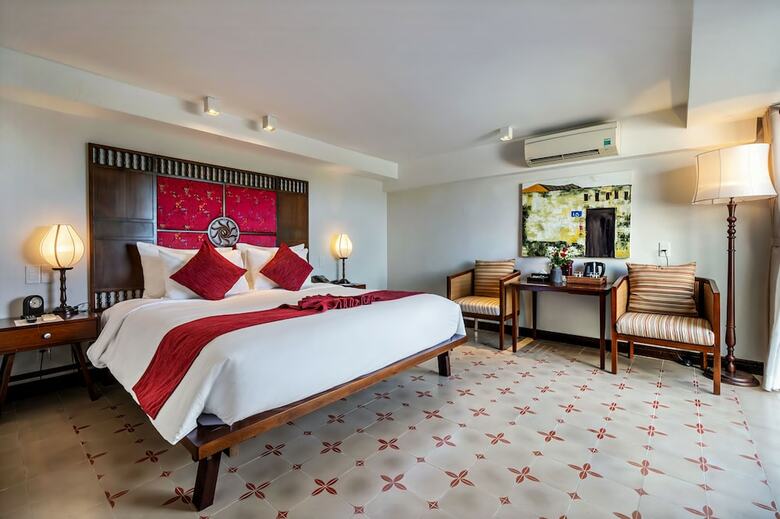 Hotel Rivertown Hoi An Resort & Spa