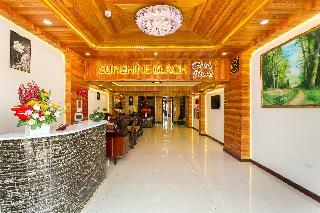 Oyo 119 Sunshine Beach Hotel