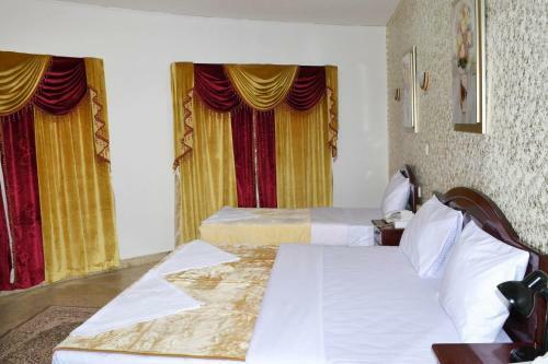 Taj Al Baraha Hotel L.l.c