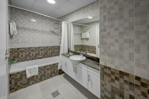 Home Away Dubai Apartments - Tamcon - Dip