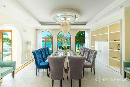 Villa Lux - The Dubai Paradise Palace