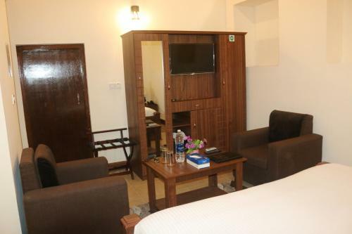 Hostal Lumbini Dream Garden Guest House