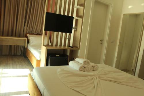Hotel Bar Restaurant Triumf Shengjin