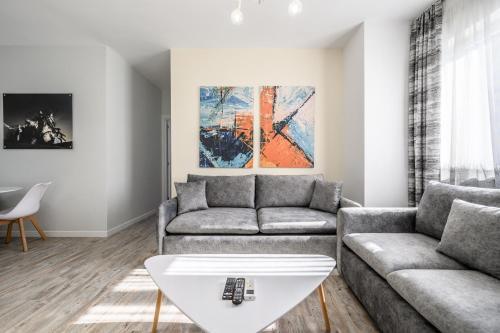 Luxury Apartment Skanderbag Square