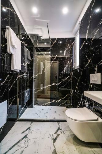 Rama's Hotel
