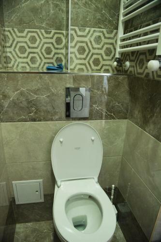 Spacious Modern 2 Bedrooms Apartment In Central Yerevan