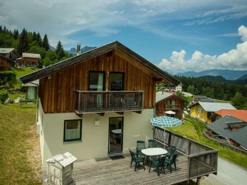Cozy Chalet In Annaberg-lung�tz With Sauna