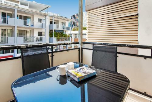 One-bed Apartment With Balcony And Parking Near Cbd