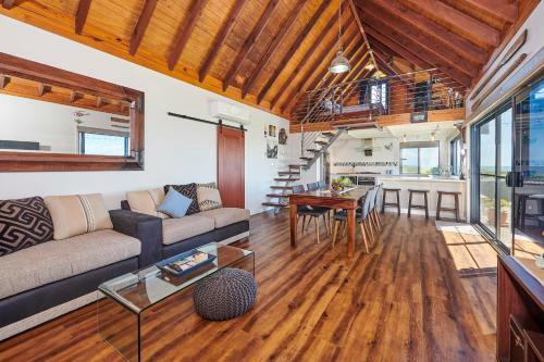 A Perfect Stay - Belongil On The Beach