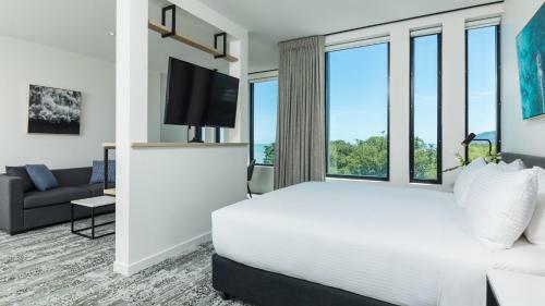 Oaks Cairns Hotel