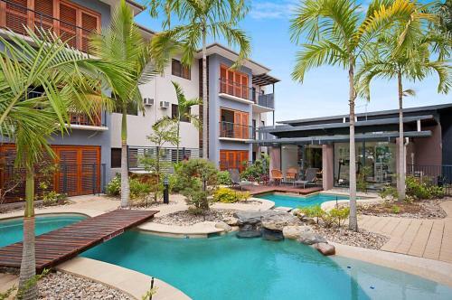 Centrally Located Apartment 1020
