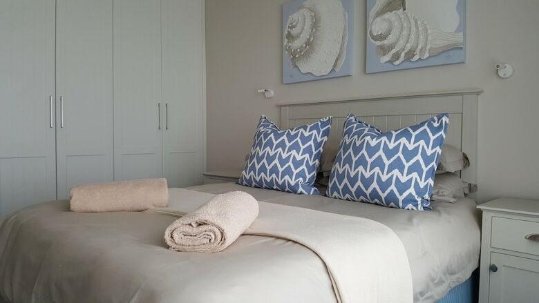 Hostal Brenton On Sea Cottages