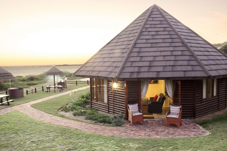 Hostal Brenton On Sea Cottages